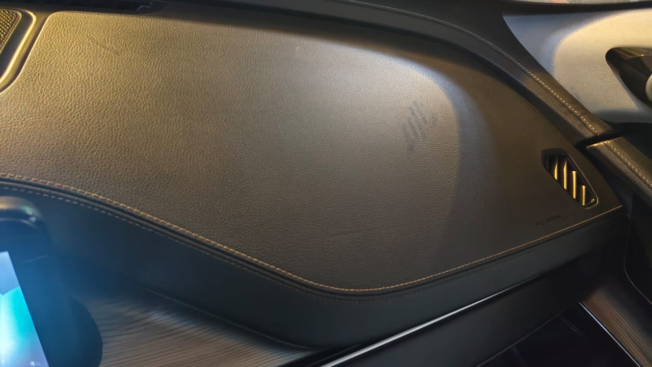 WhatsApp Image 2025-11-13 at 11.33.04